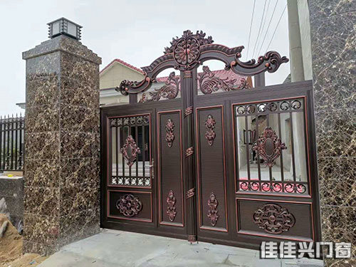 鋁藝大門(mén)